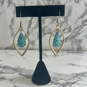 Earrings Dangle Blue Faux Turquouse Gold Tone Metal